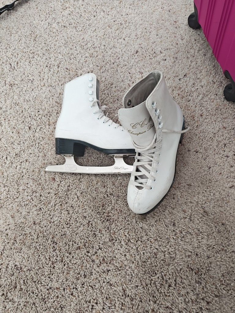 Girl's Ice Skates, Size 4, White