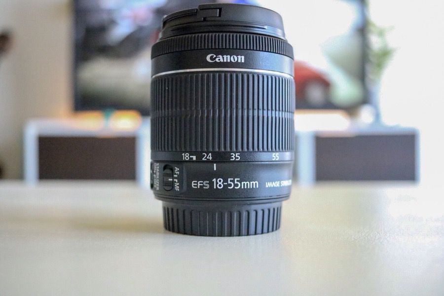 Canon EFS 18-55mm f/1:3.5-5.6 IS STM lens