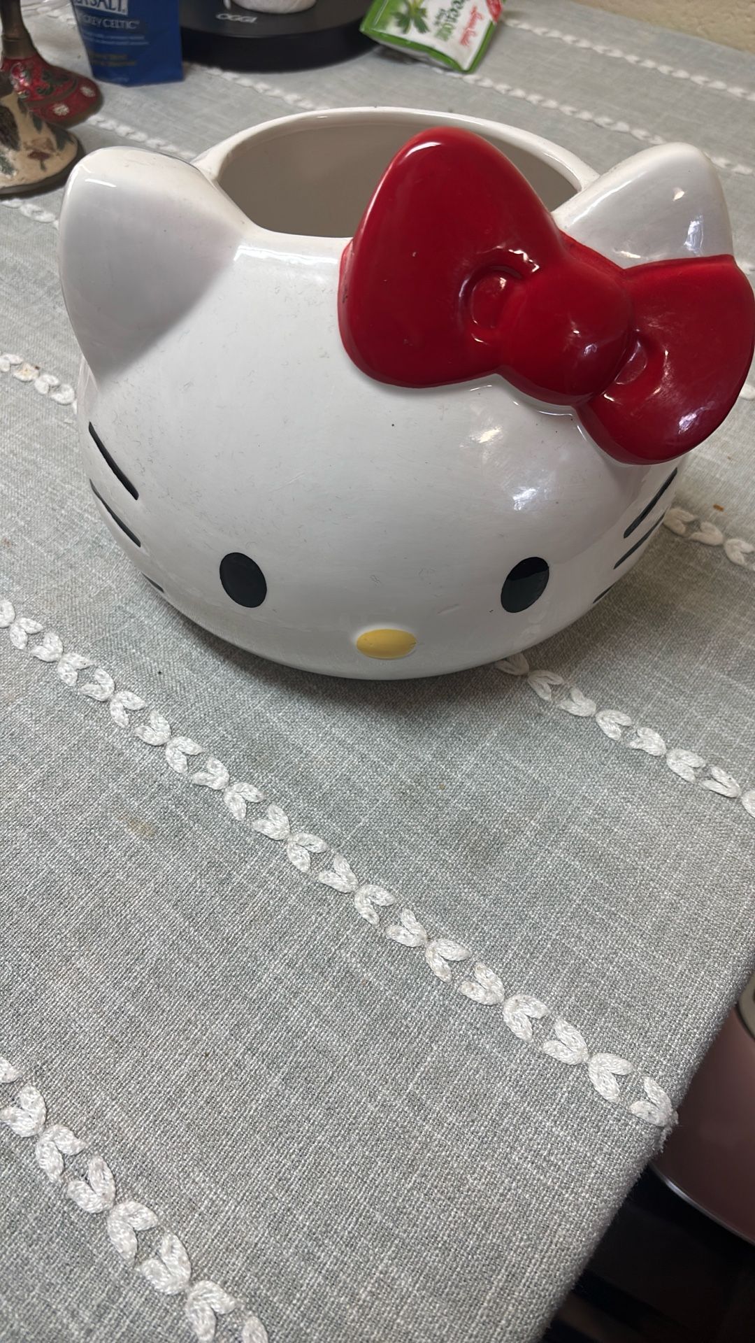 Hello Kitty Flower Pot 