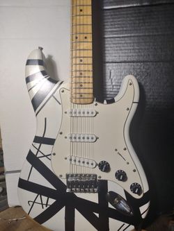 (EVH) Tribute Fender Starcaster Stripes Guitar Pro fret-level setup Spa now 229!