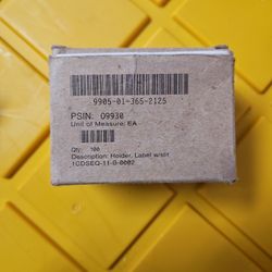 Label Holder With Slit
