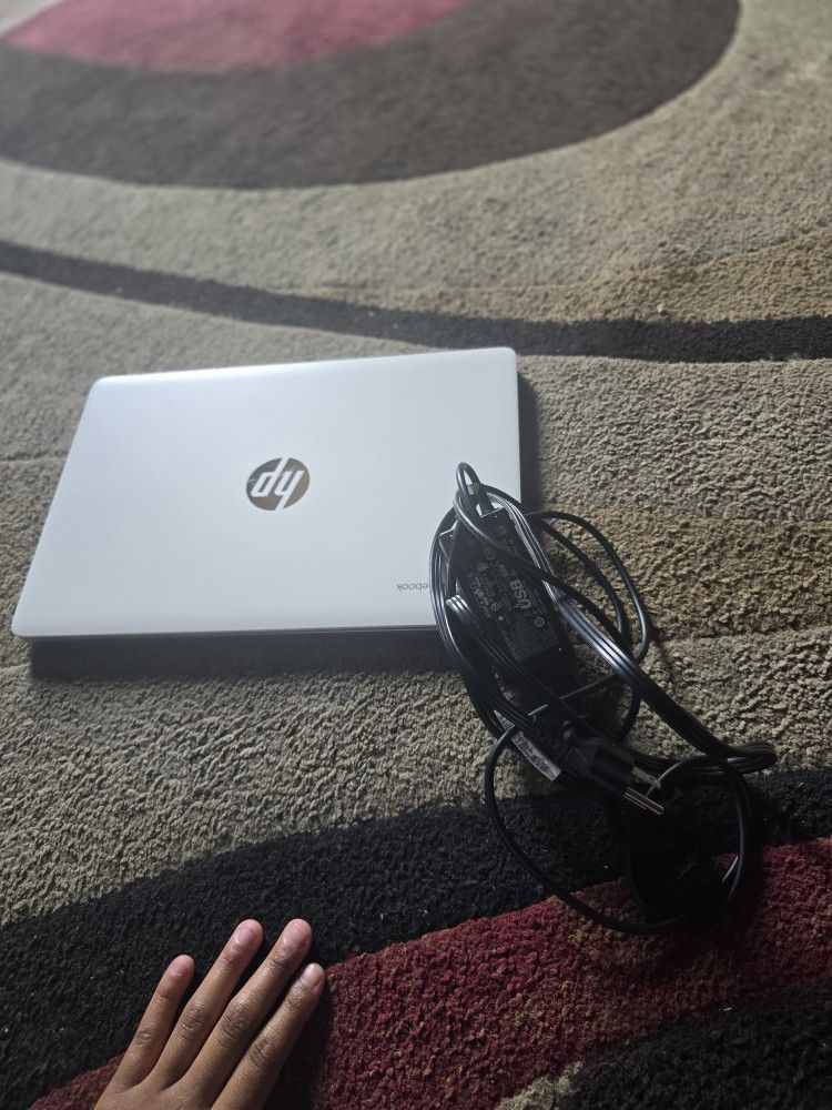 HP Chromebook Touchscreen Laptop