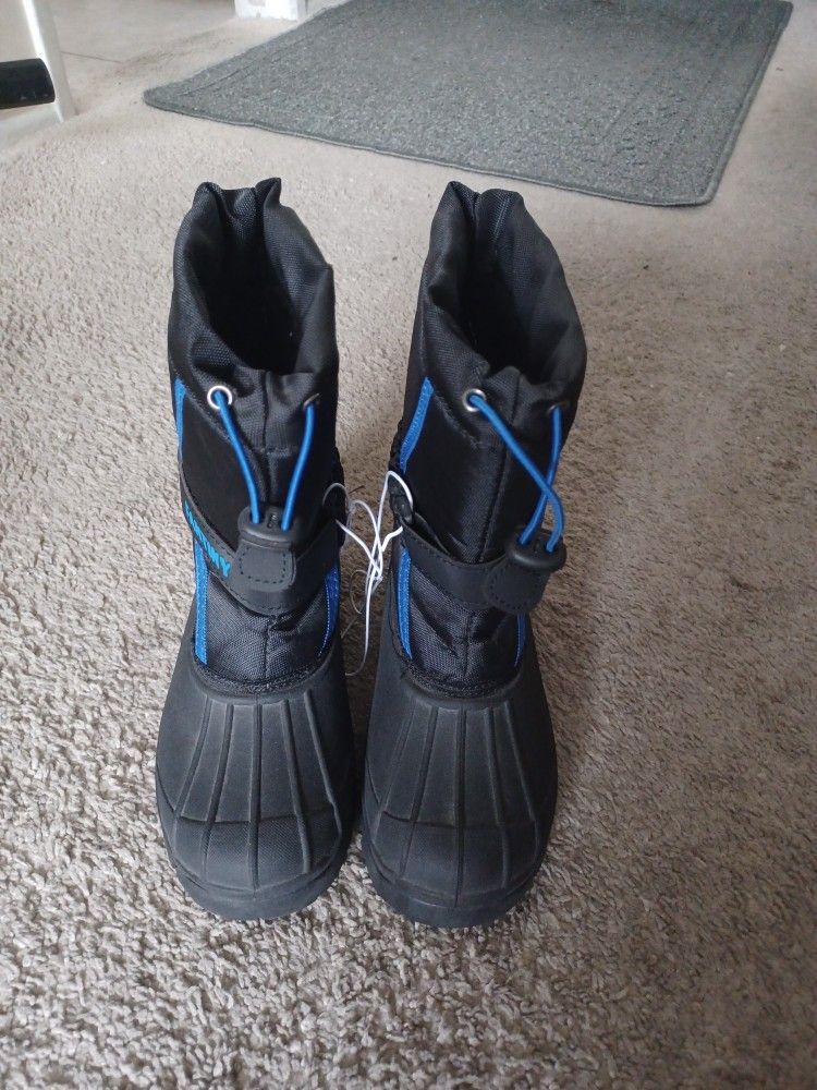 Kids Snow Boots Size 3