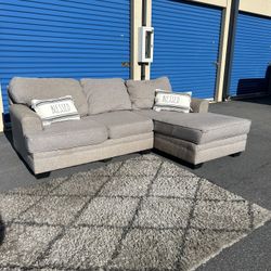 ❤️cheap Grey Sofa❤️as Is.  We Can Deliver