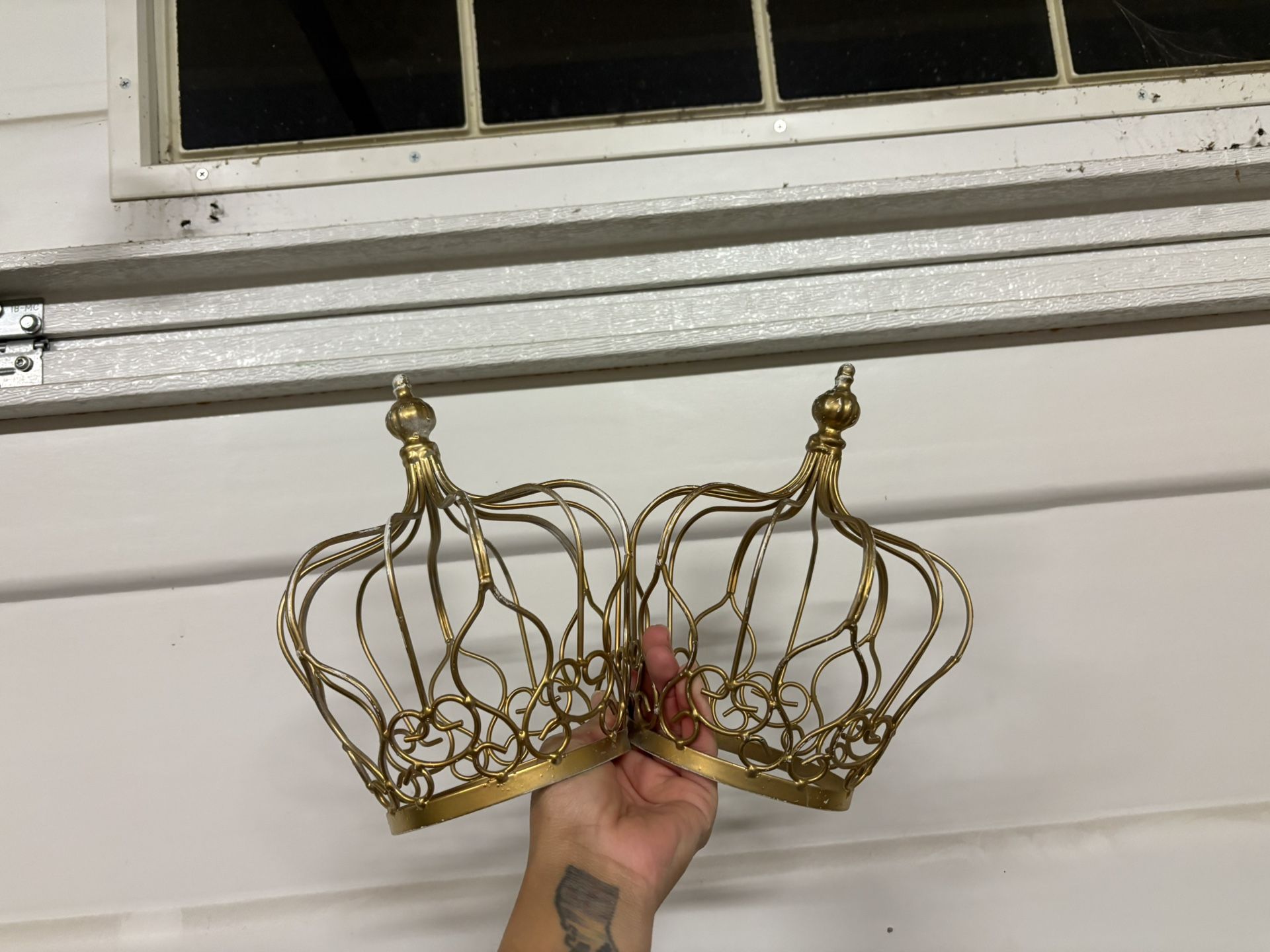 Metal Crowns 