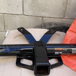 Trailer Hitch Audi Q5 & Porsche Macan