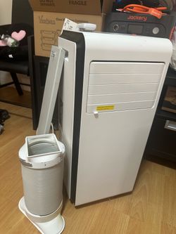 Portable Air Conditioner with Remote & Window Kit – Excellent Condition