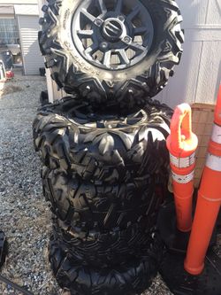 Polaris RZR Tire & Wheel
