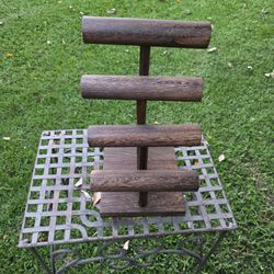 Four tier bracelet display.