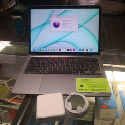 Apple MacBook Pro 13" 2020