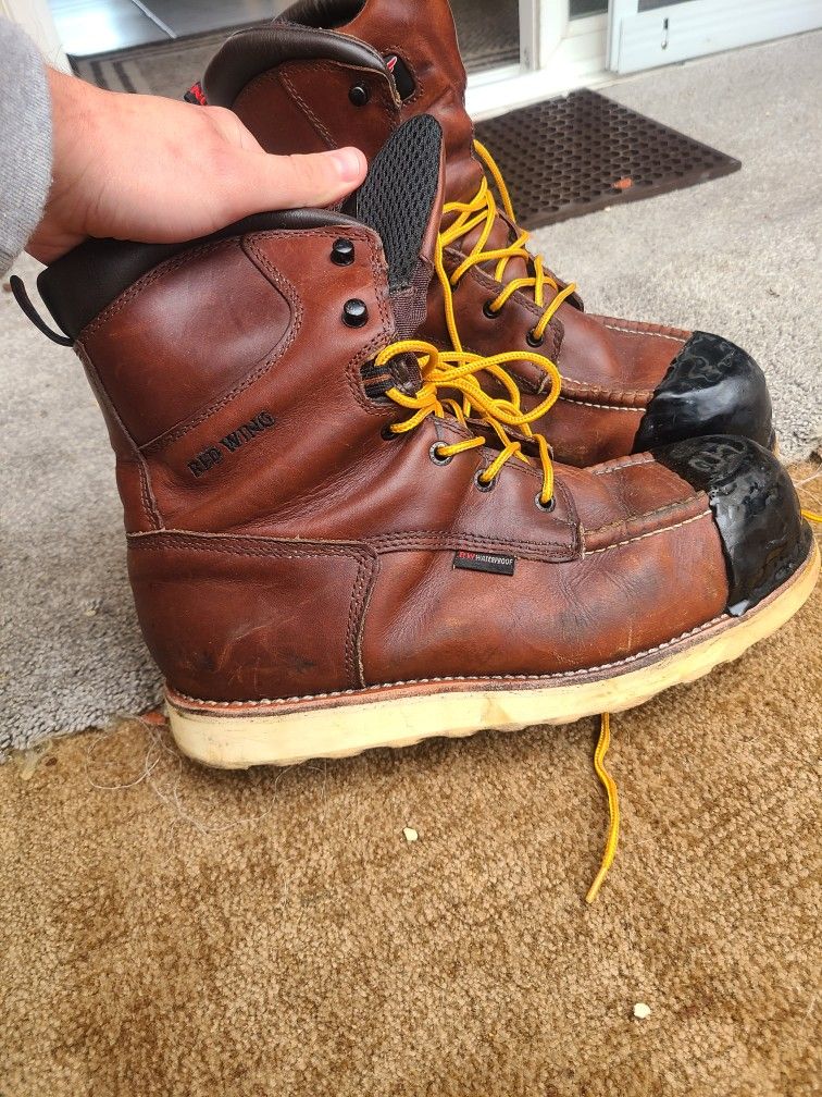 Redwing Men's 8-inch Waterproof Safety Toe Boot