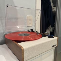 Victrola Eastwood II - Oak