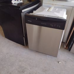 Super Super Nice Frigidaire Dishwasher 
