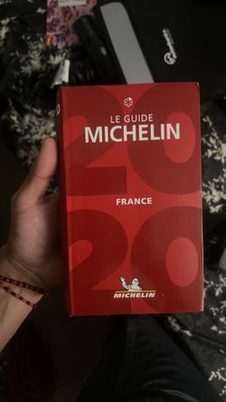 Le guide Michelin in French 2020 restaurant & hotels red guide