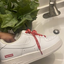 Supreme Af1 Size 8