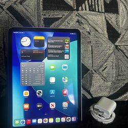 iPad Air 5th Generation (Starlight) – Flawless – 91% Battery health max capacity