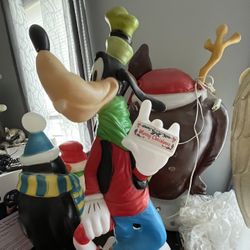Goofy Blow Mold 