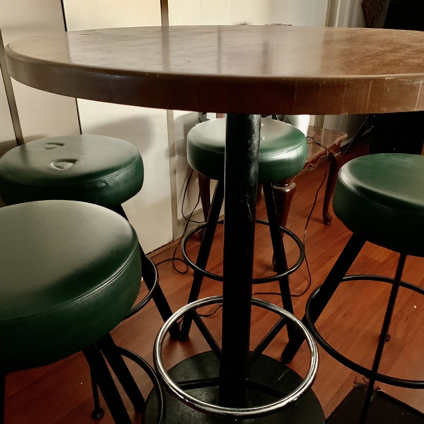 Bar Stools Set Of 4 Chair With Table Color Green