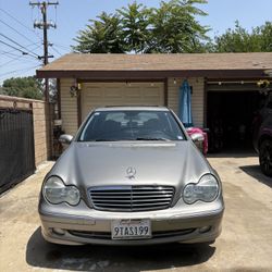 2004 Mercedes-Benz C-Class