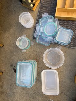 Large Food Storage Container Lot – Snapware + Assorted Sizes