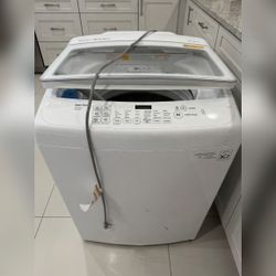 LG Washer and Dryer Pair 2016 – Village of Clarkston, MI