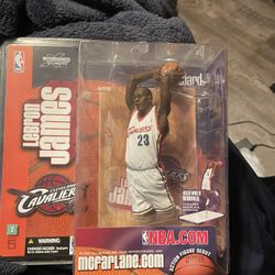 unopened mcfarlanes sports lebron james team cavaliers model