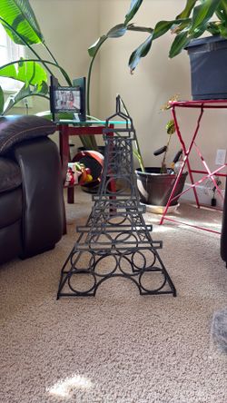 Eifel tower wine bottle rack