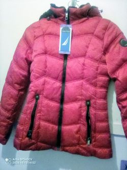 Brand New womens ski jacket . MUST SELL!