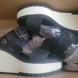 Black And White  wedge sandal