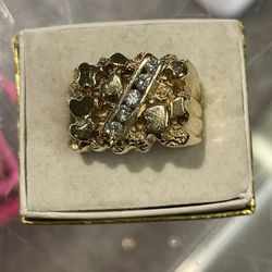 Gold nugget Diamond Ring