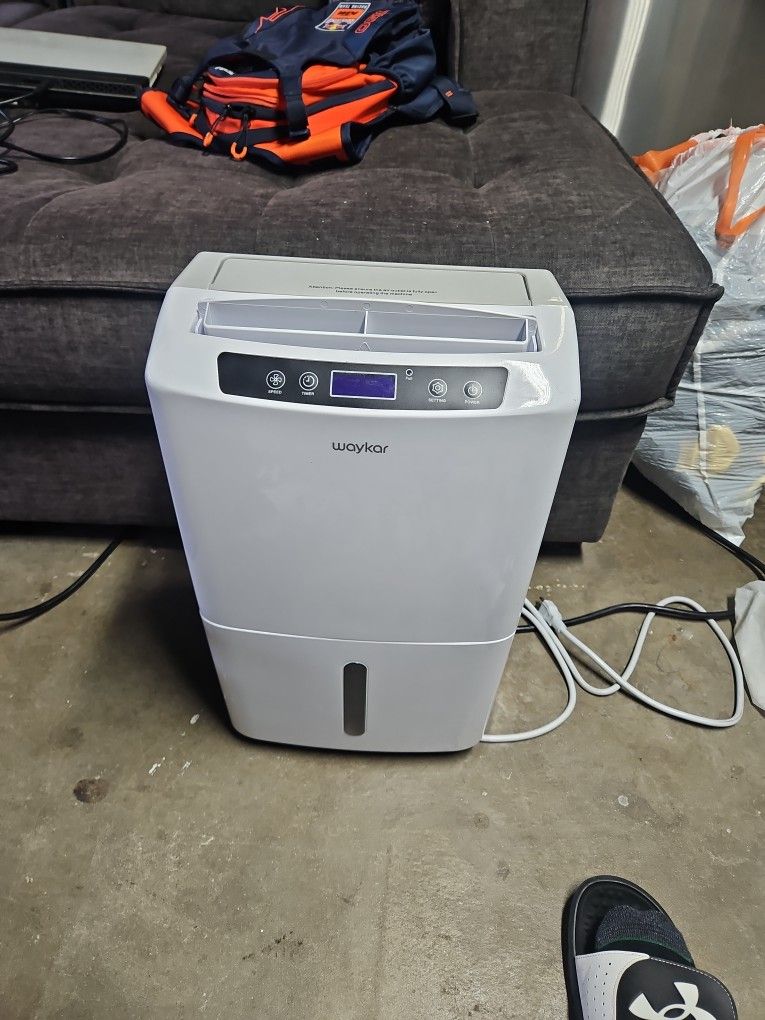 Waykar 2000 Sq. Ft Dehumidifier