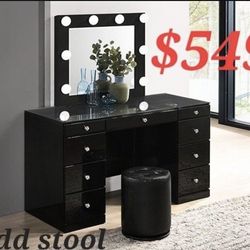VANITY DESK PLUS MIRROR LIGHTS SPECIALS ONLY $549 FINANCING NOW AVAILABLE EASY TO QUALIFY NO CREDIT CHECK
