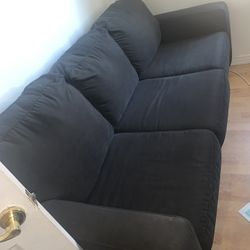 Pull Out Couch 