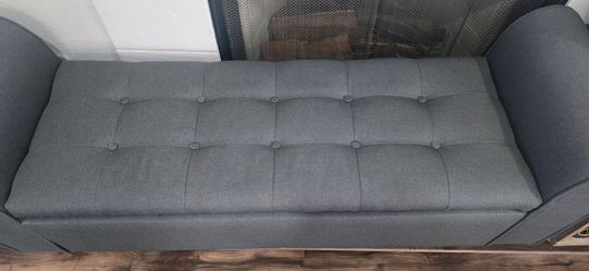 Like New storage  Ottoman bench
