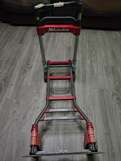 Milwaukee dolly