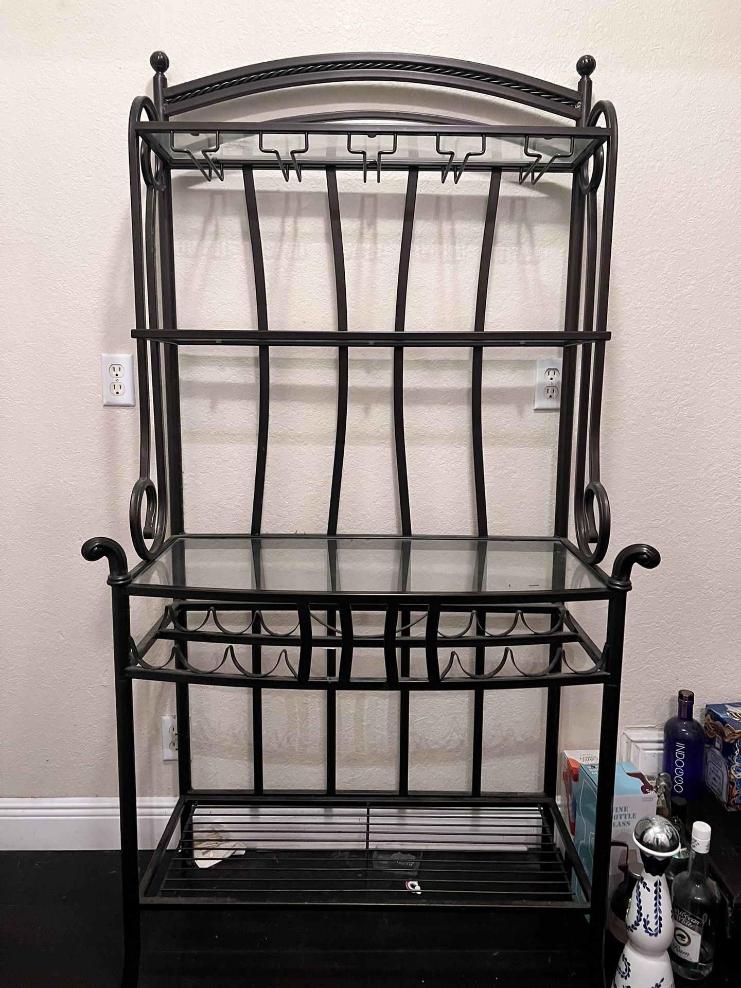 Wine Bar Rack