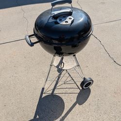 Weber Kettle Charcoal Grill 18in