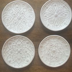Julisha Hardin De Monde Ceramic Plates Set Of 4 