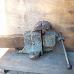 Massey Vise Co. Chicago Bench 6" Vise 36 Vice