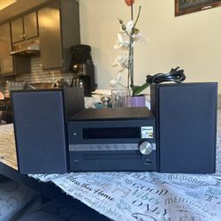 Sony Stereo Whit Bluetooth 