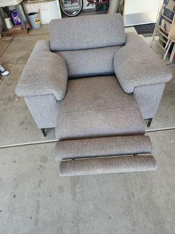 Power reclining  chair