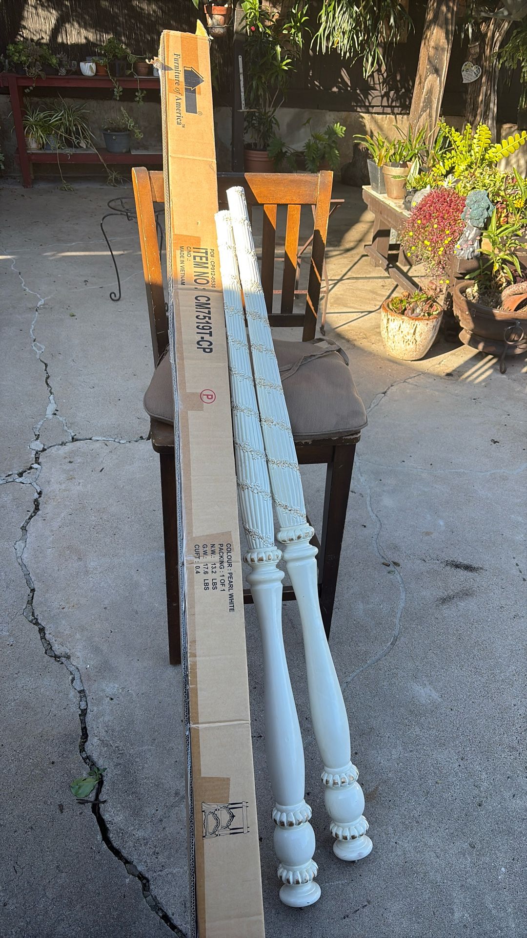 Twin Canopy Furniture Of America