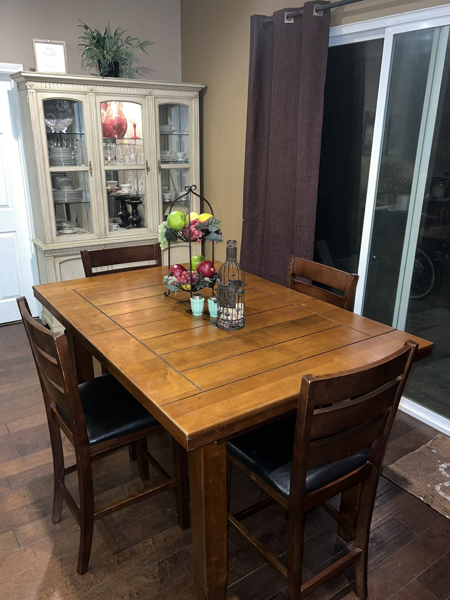Melissa & Doug Table And 2 Chairs Set for Sale in Corona, CA - OfferUp