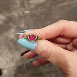 Vintage Ruby Ring (H925)