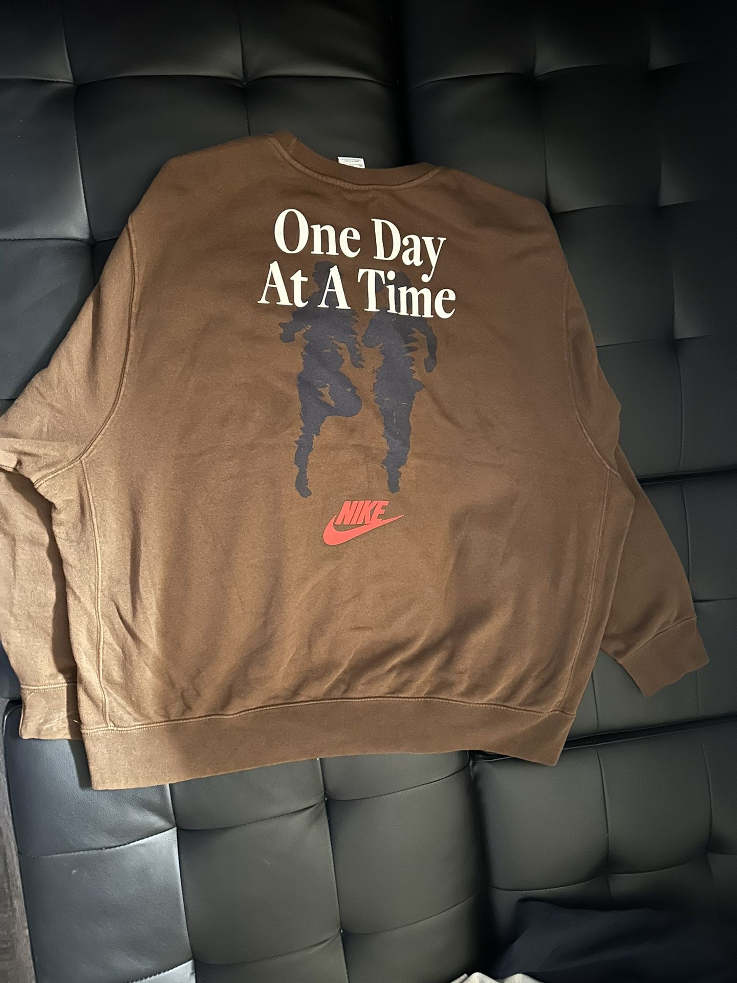 Nike Sportswear Club Fleece Crewneck Brown Sweater