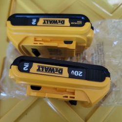 DEWALT 20VMAX 2.0AH BATTERIES NEW 