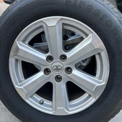Toyota Highlander Wheels And Tiles 