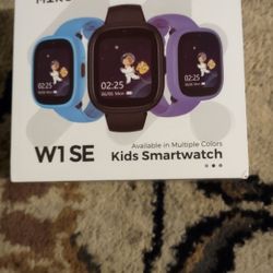 NEW MIRO W1 SE Purple KIDS  SMARTWATCH 