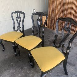 3 Sillas 🪑 Rústicas Tapicería Nueva Casi Nuevas 