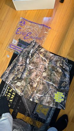 Large EE shorts, can fit a Medium